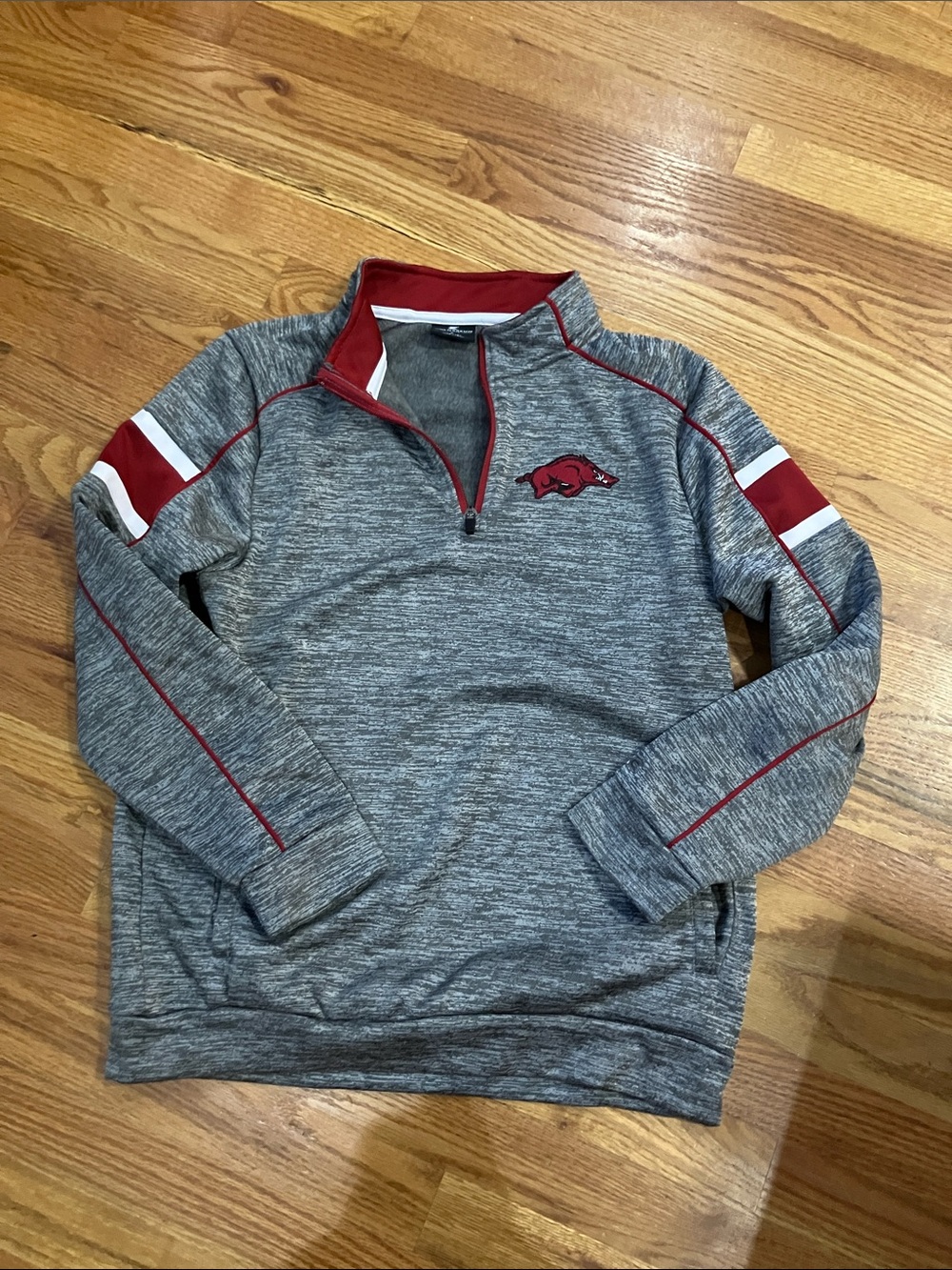Colosseum Gray and Red Arkansas Razorbacks Quarter-Zip Pullover Boy 16/18 EUC